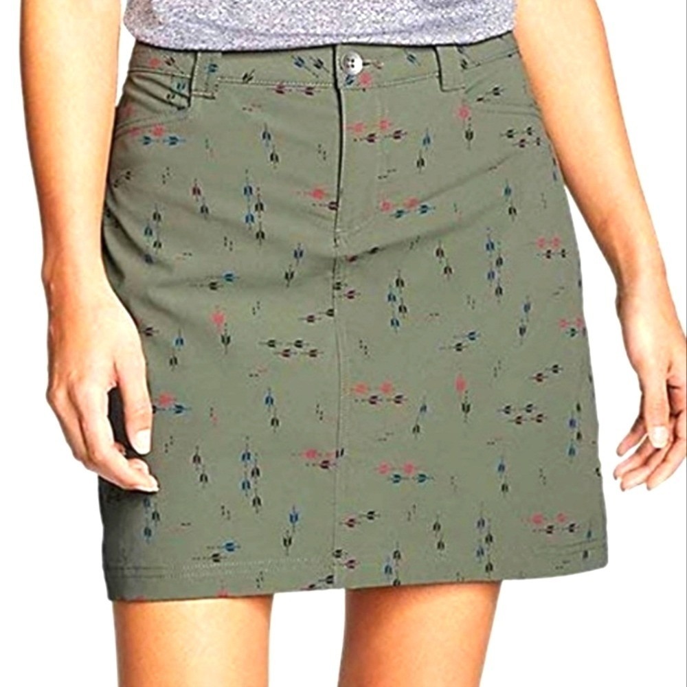 Eddie Bauer Adventurer 2.0 Skort Womens 16 Olive Green Arrow Print Hiking Active